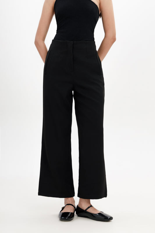 Relaxed Wide Leg Trousers