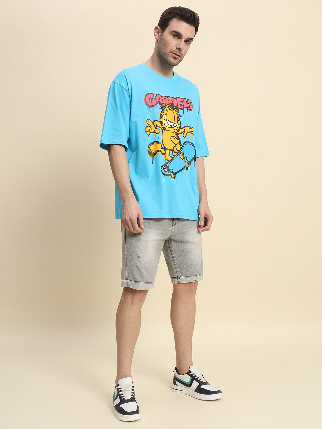 Garfield: Oversized Tee