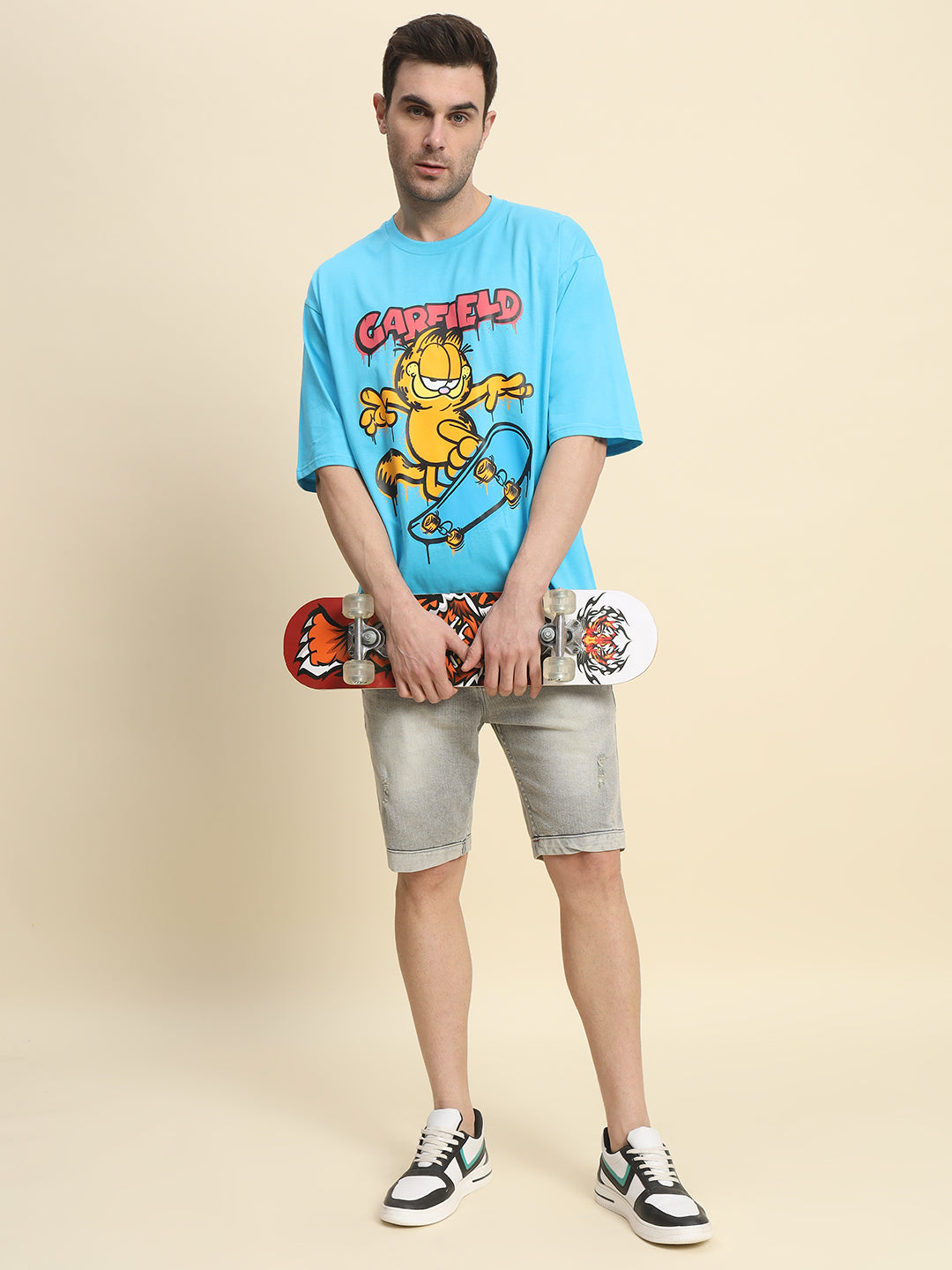 Garfield: Oversized Tee
