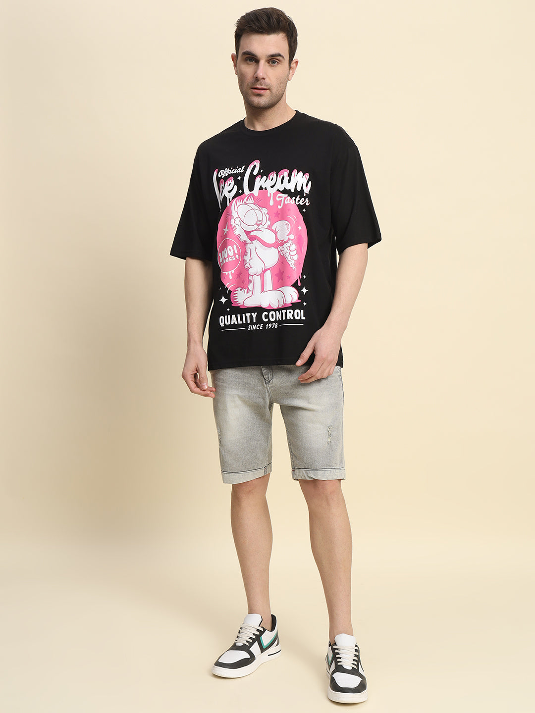 Garfield: Oversized Tee