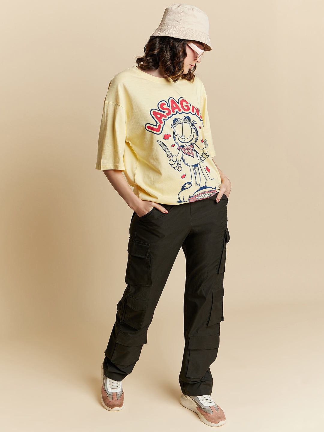 Garfield: Oversized Tee