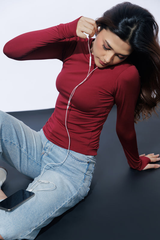 Long Sleeve T-Shirt With Thumbhole