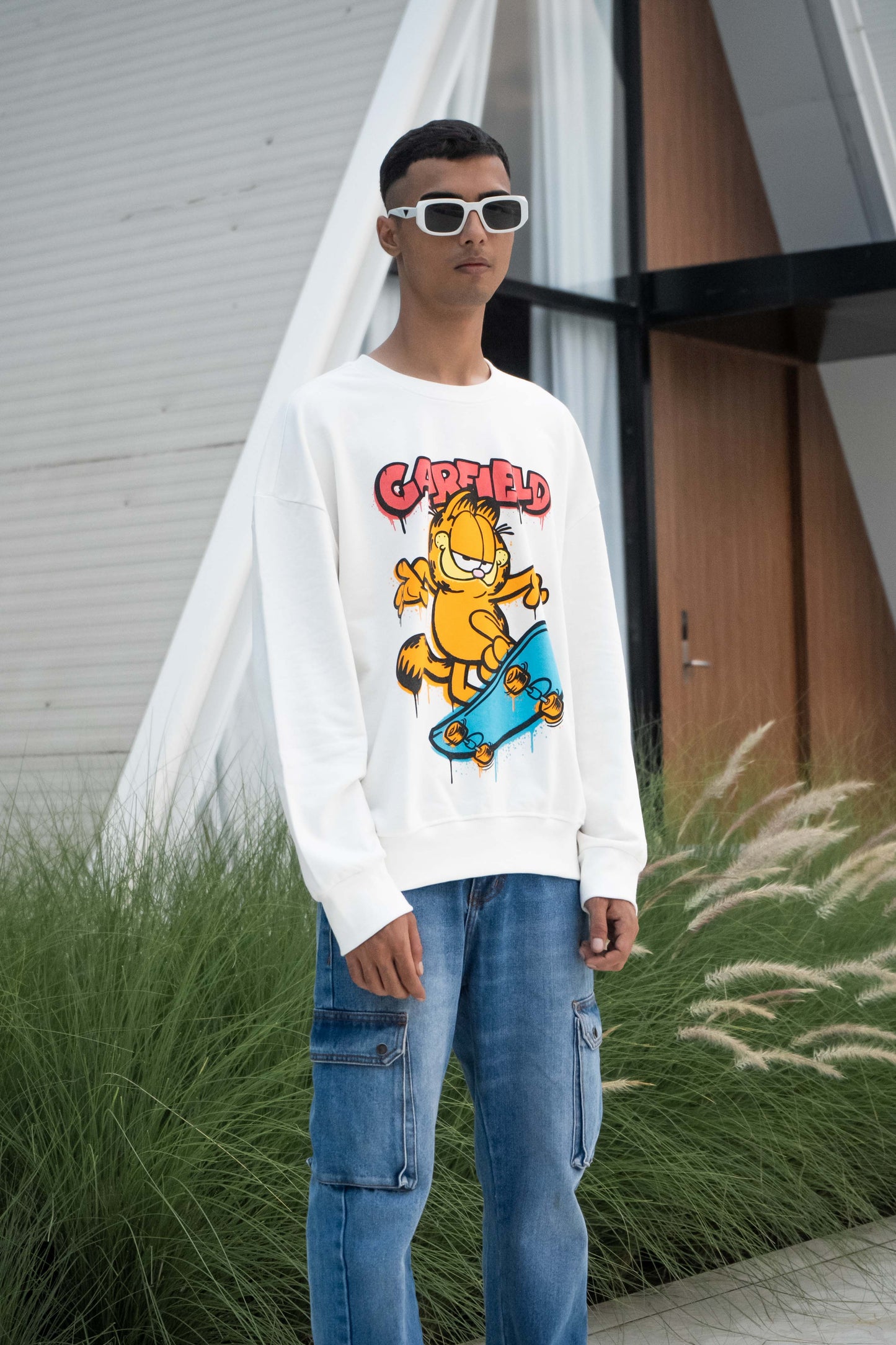 Garfield: Oversized Sweatshirt
