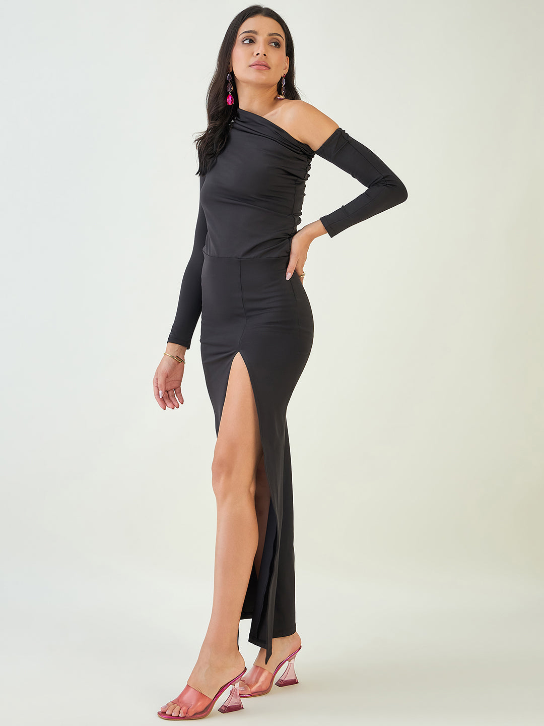 Off Shoulder Ruched Maxi Dress