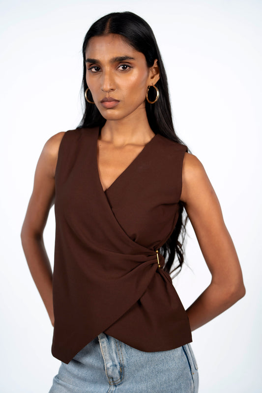 Textured Clasp Top