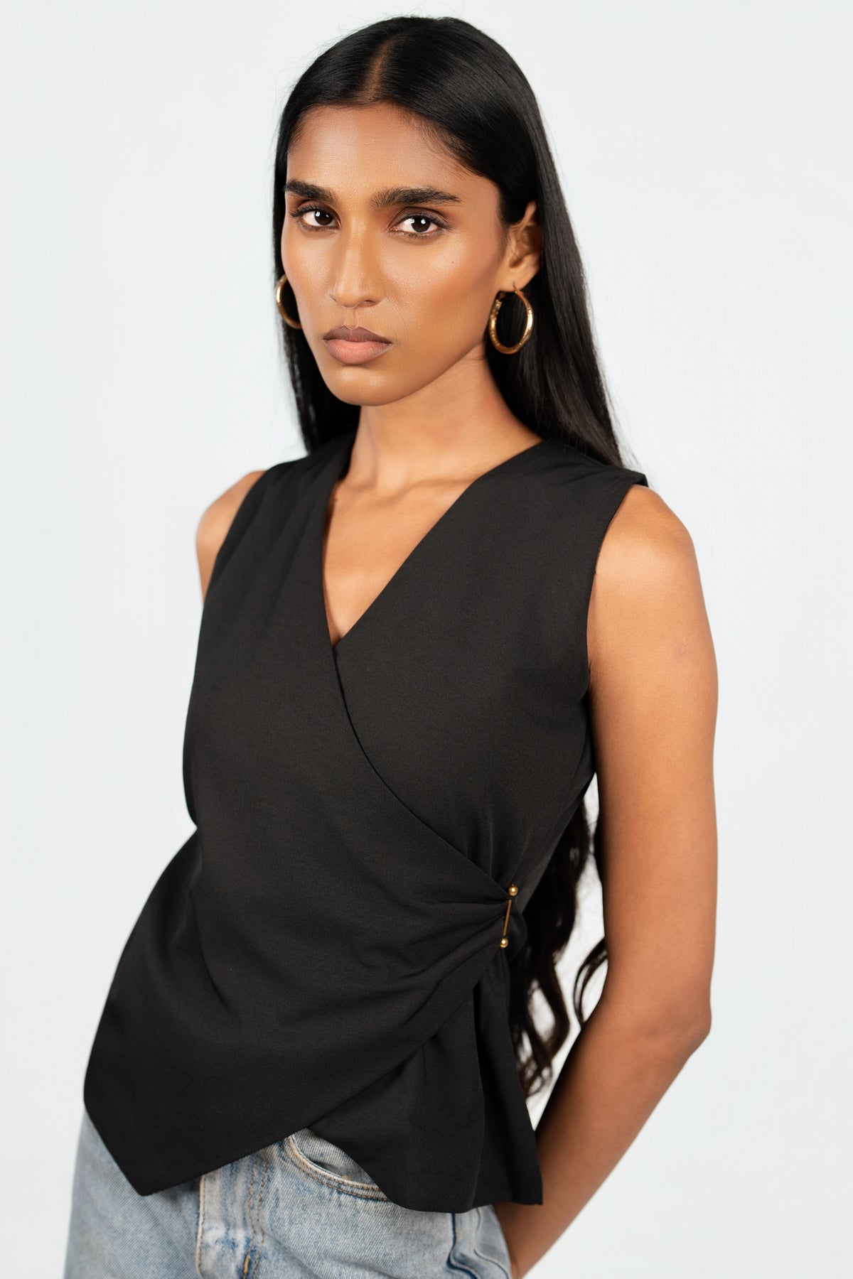 Textured Clasp Top