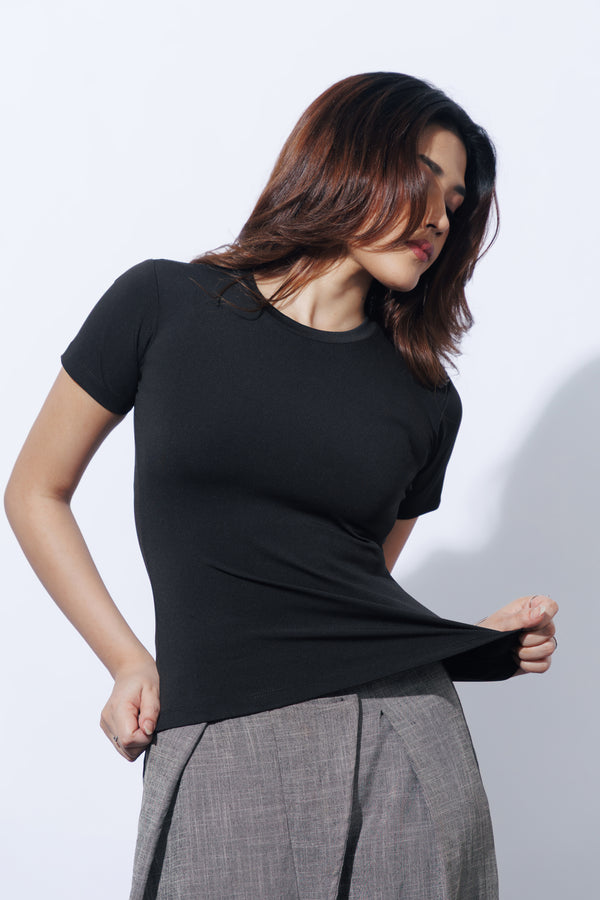 Short Sleeve Fitted T-Shirt