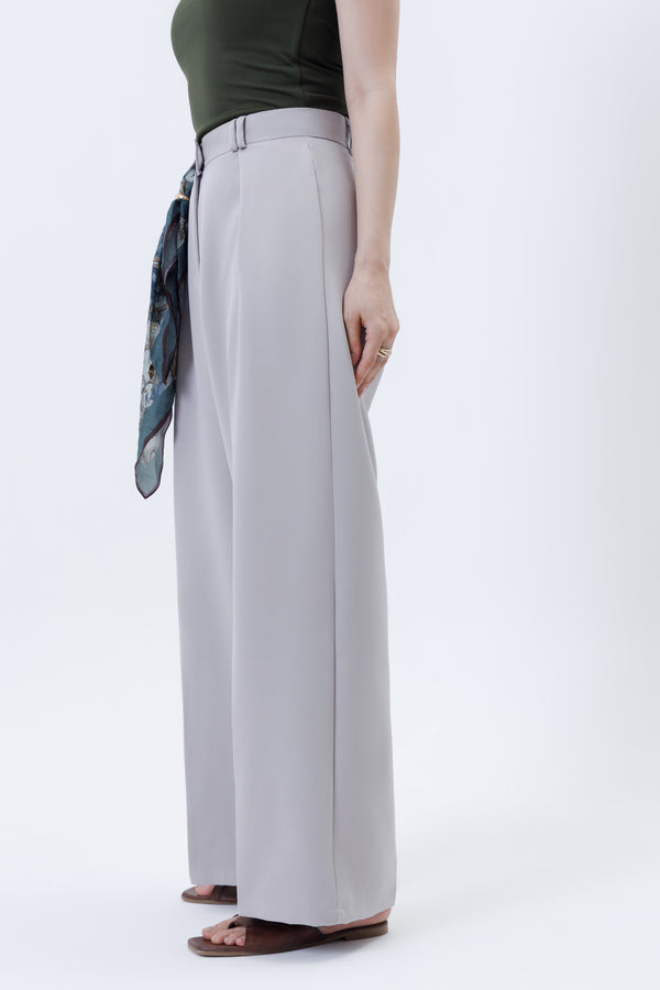 Pleated Parallel Trousers