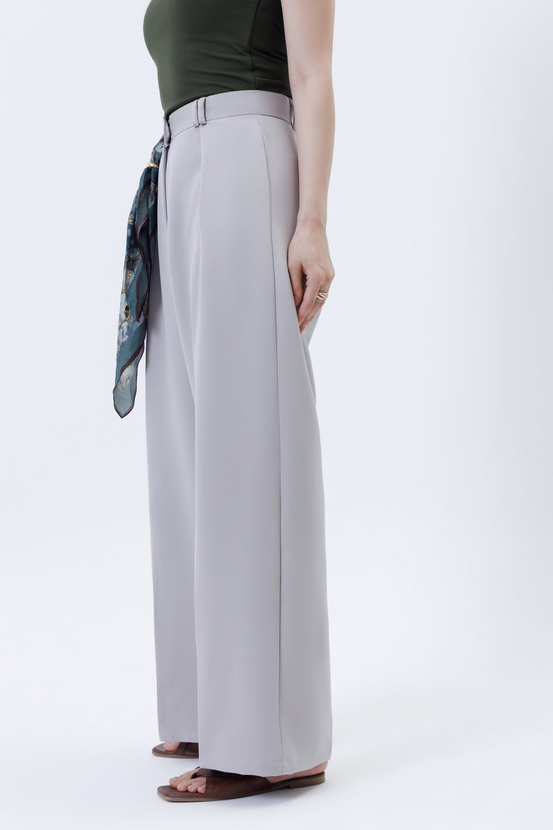 Pleated Parallel Trousers