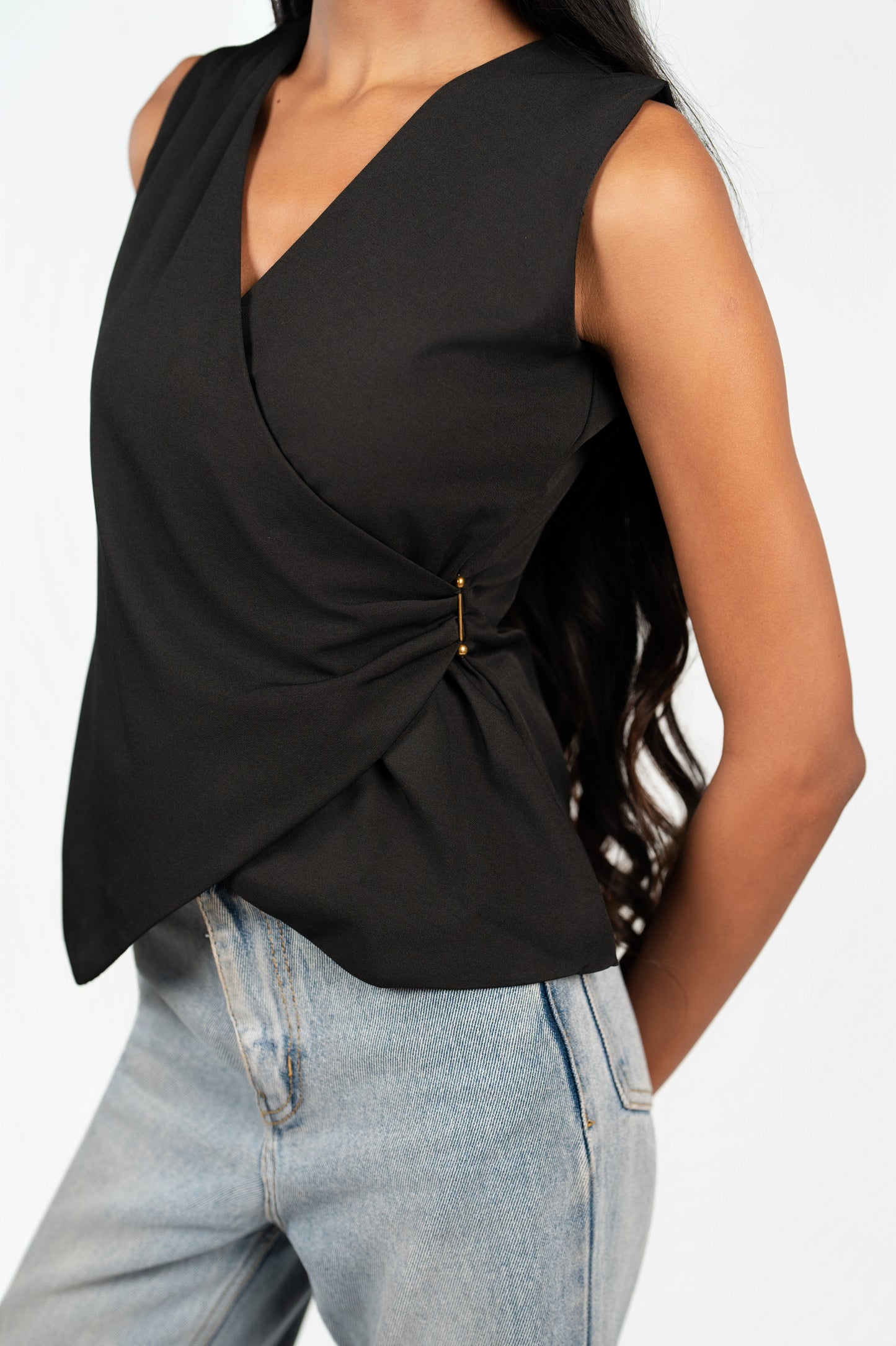 Textured Clasp Top