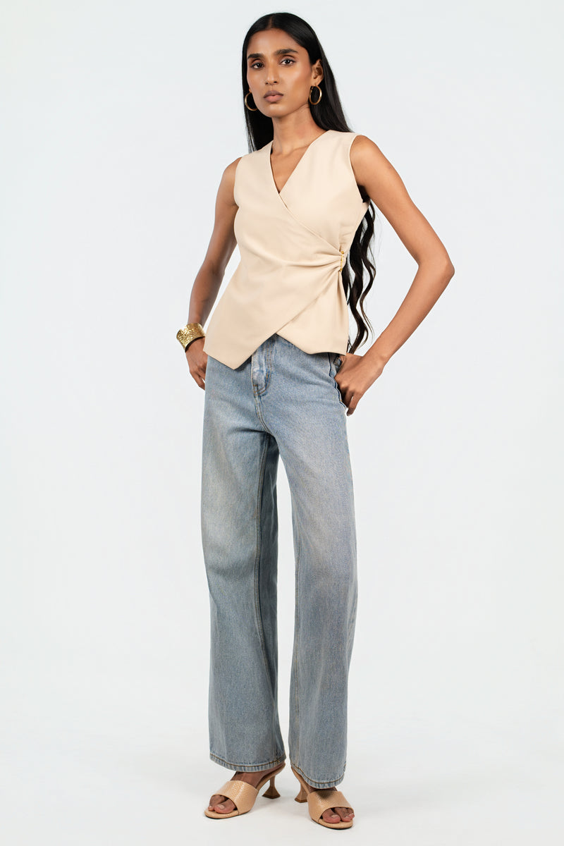 Textured Clasp Top