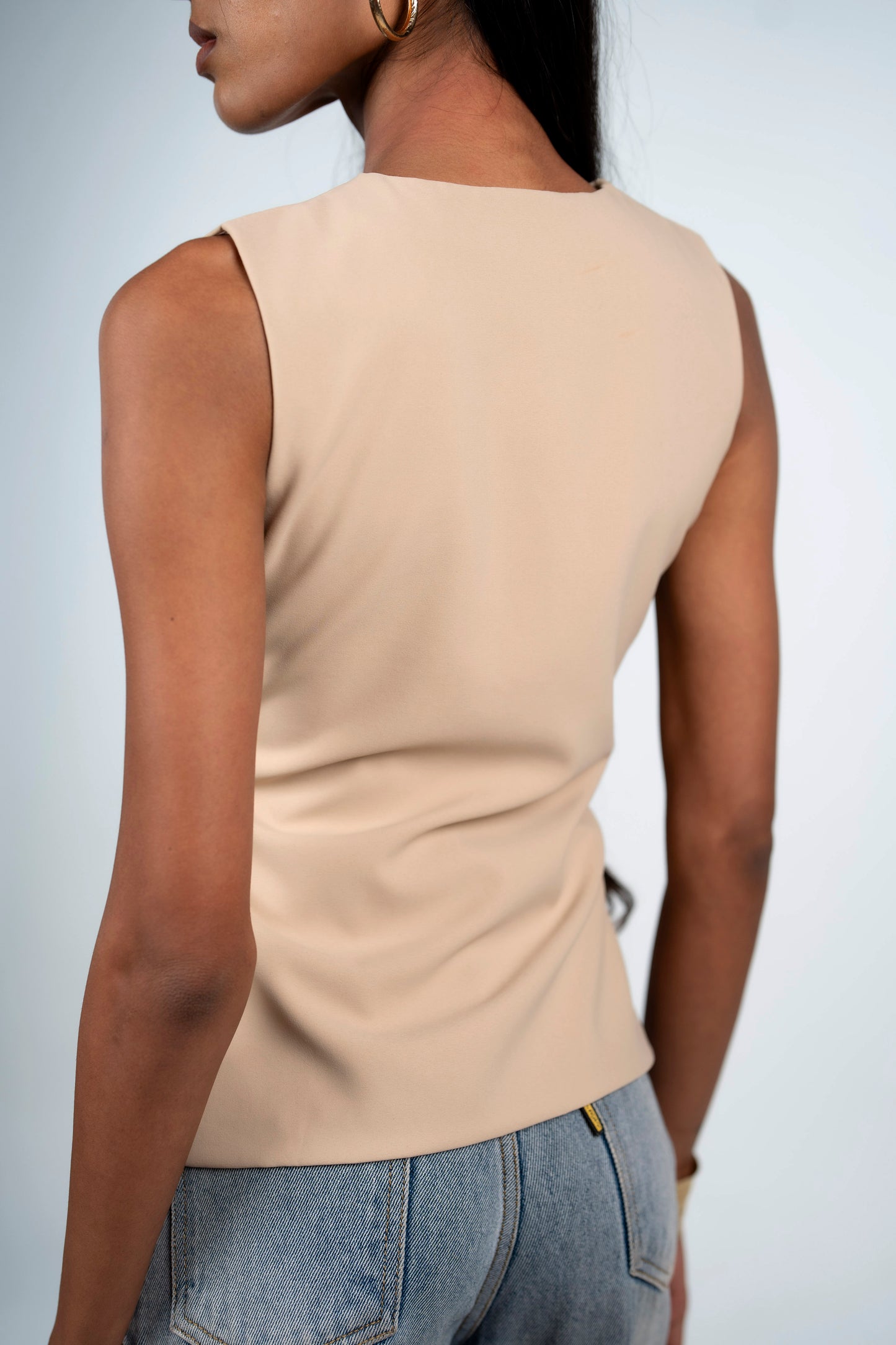 Textured Clasp Top