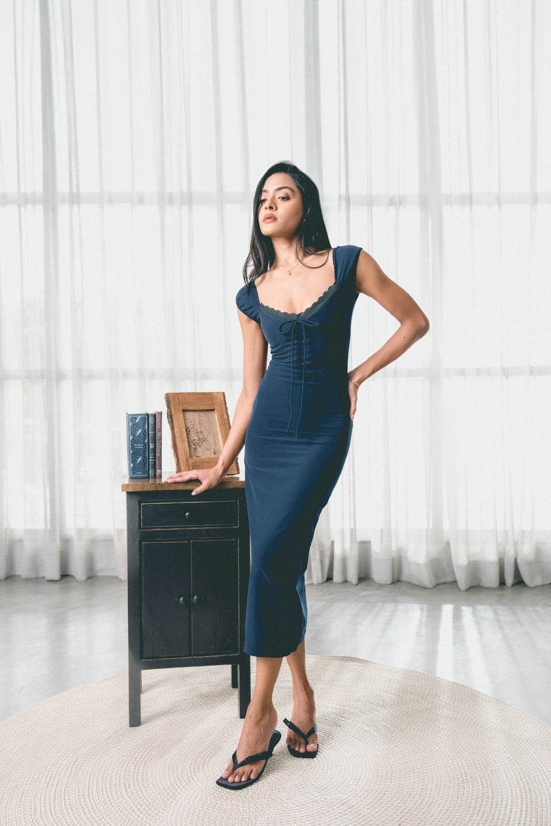 Tie-Front Midi