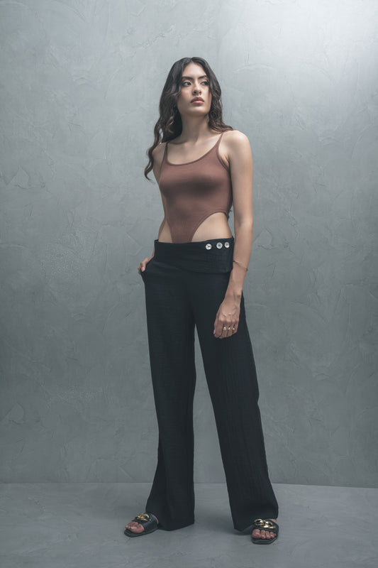 Wide-Leg Flap Trousers