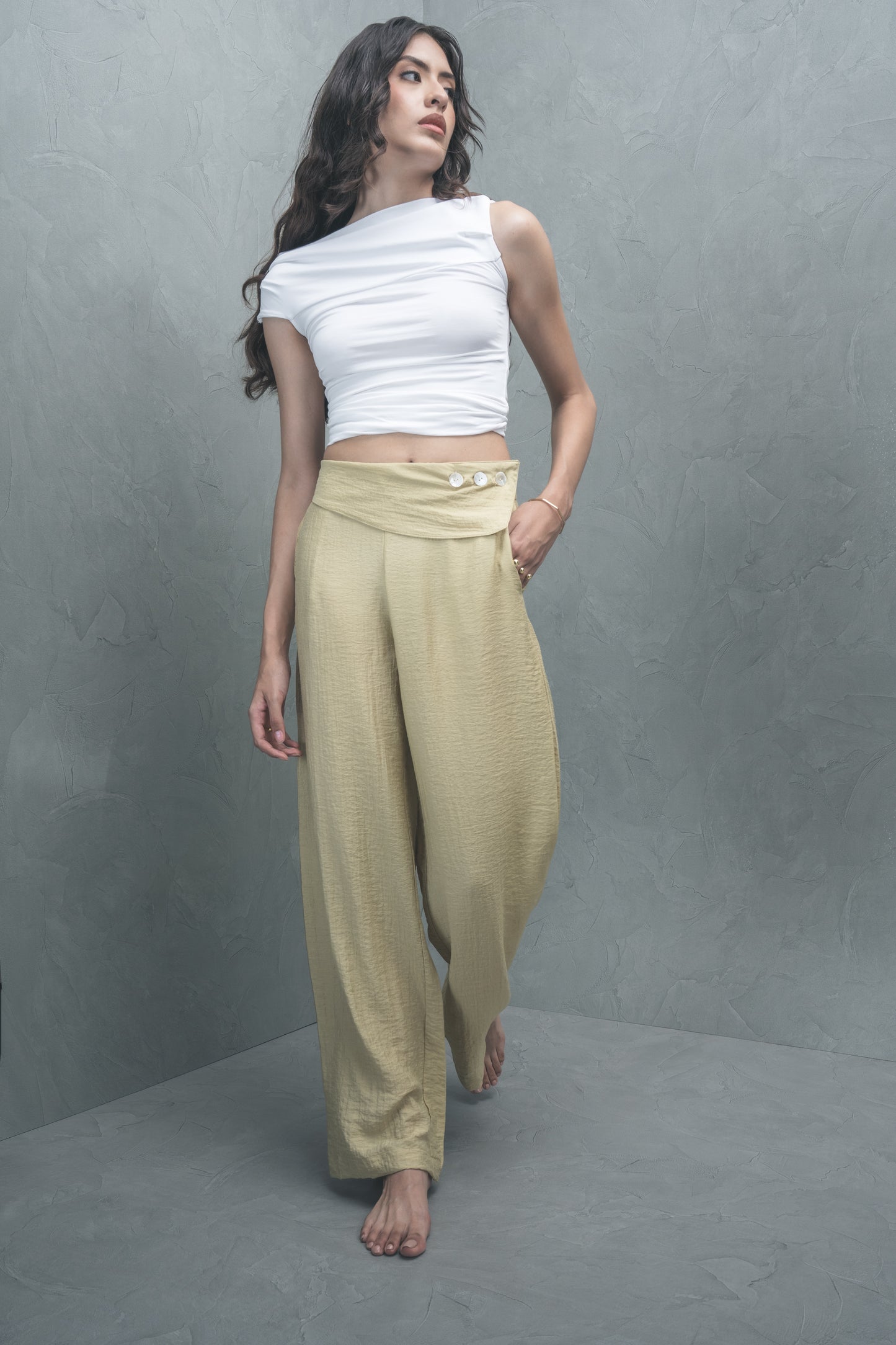 Wide-Leg Flap Trousers