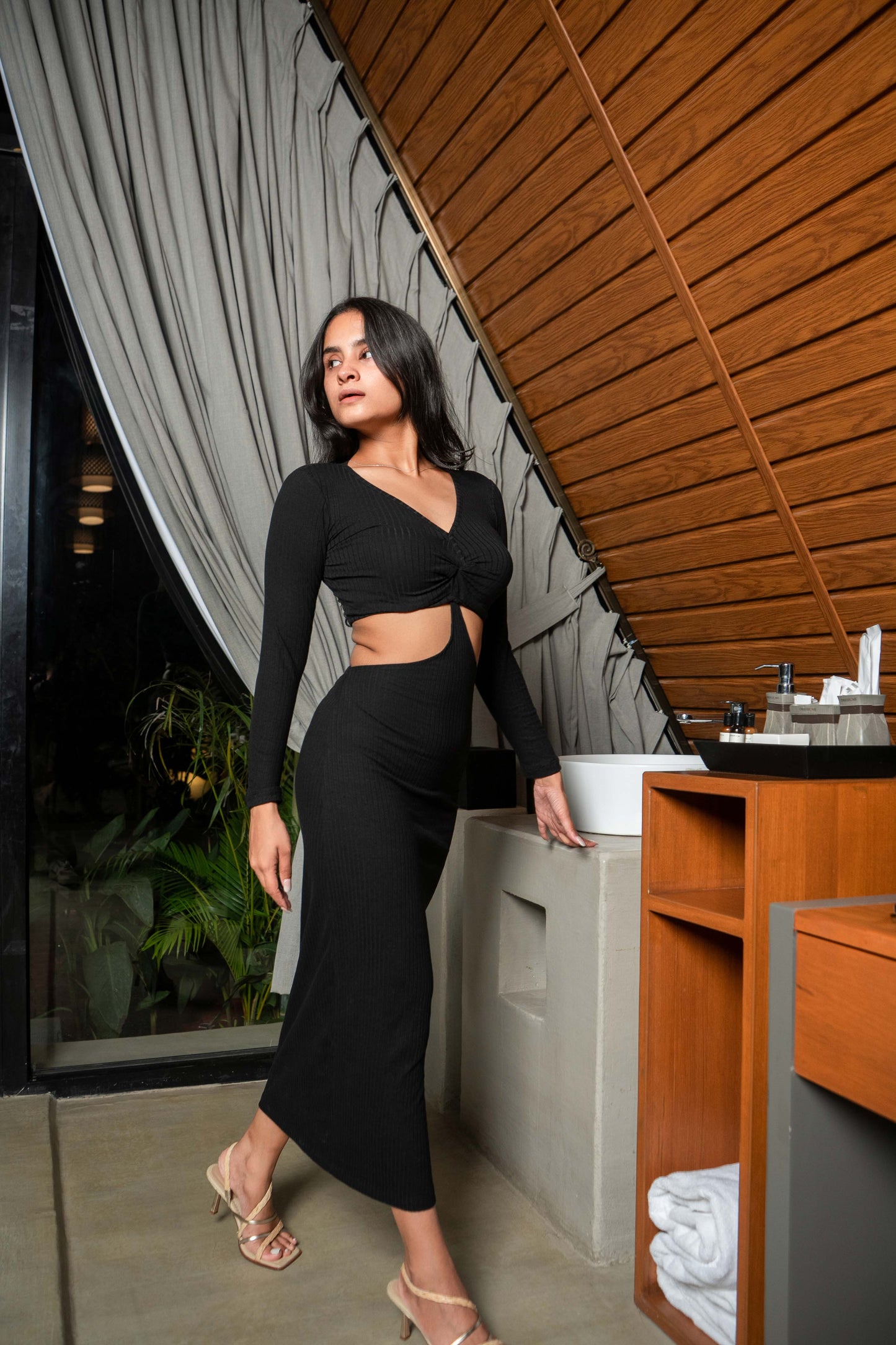Ribbed Waist Cut Out Maxi Dress